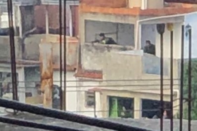 Moradores denunciam abusos cometidos por policiais em operação no Complexo do Alemão