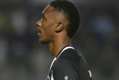 Atacante do Botafogo recebe propostas de clubes europeus