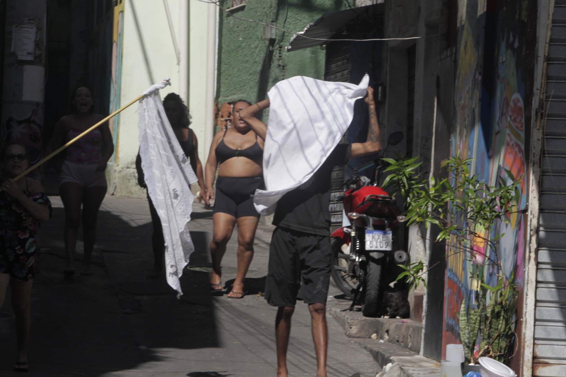 Policia - Policiais militares e civis, fazem operaçao no Complexo do Alemao hoje. - Reginaldo Pimenta / Agencia O Dia