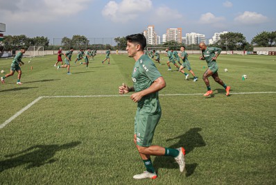 Em número de gols, Cano já superou nove das 11 temporadas de Fred pelo Fluminense