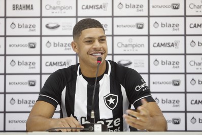 Novo reforço do Botafogo, Luis Henrique explica recusa ao Flamengo: 'Coração falou'