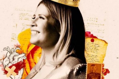 Marília Mendonça ganha EP póstumo, biografia e homenagem de fãs no dia que completaria 27 anos