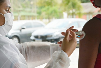 Plantão de vacinação acontece neste fim de semana em Volta Redonda