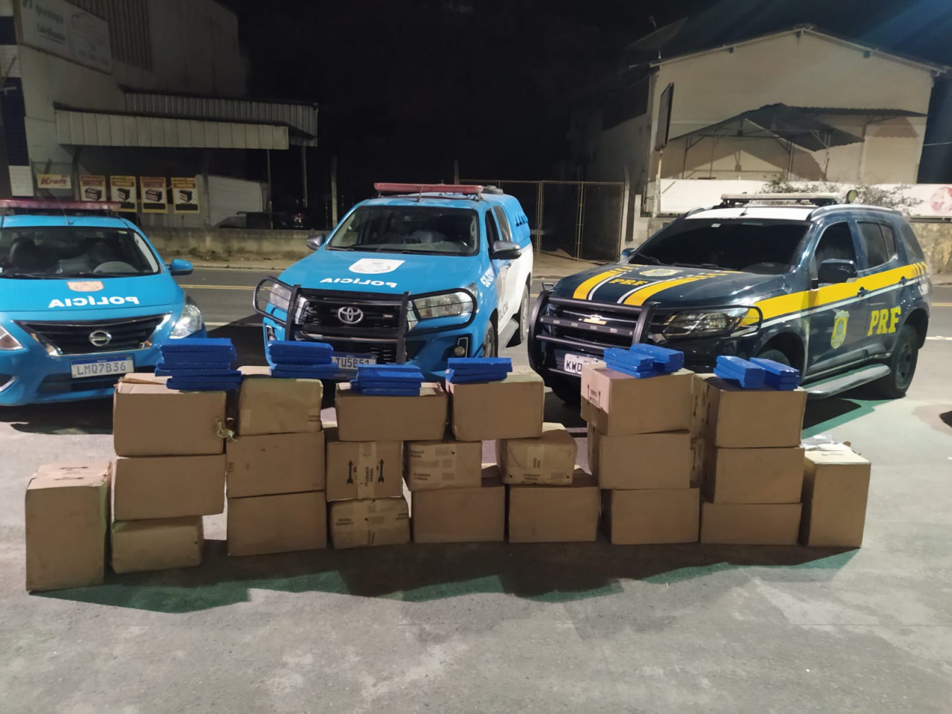 Polícia apreende drogas e recupera veículo roubado no interior do Rio - Foto: Divulgação