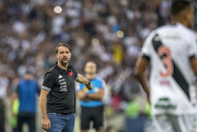Maurício Souza se pronuncia após demissão do Vasco: 'Dedicação e empenho não faltaram'