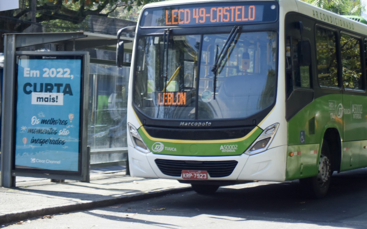 Linha 157 volta a operar no trecho Castelo x G&aacute;vera-PUC, via Largo do Machado e Fonte da Saudade