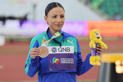 Surpresa com bronze no Mundial, Letícia Oro Melo projeta voos mais altos: 'Não tenho medo de ninguém'