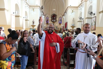 Rio celebra o dia de São Cristóvão, padroeiro dos motoristas e taxistas