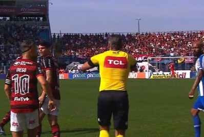 Após pedido do Avaí, CBF divulga áudio do VAR em gol anulado contra o Flamengo