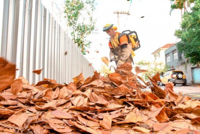 Clin utiliza sopradores e 