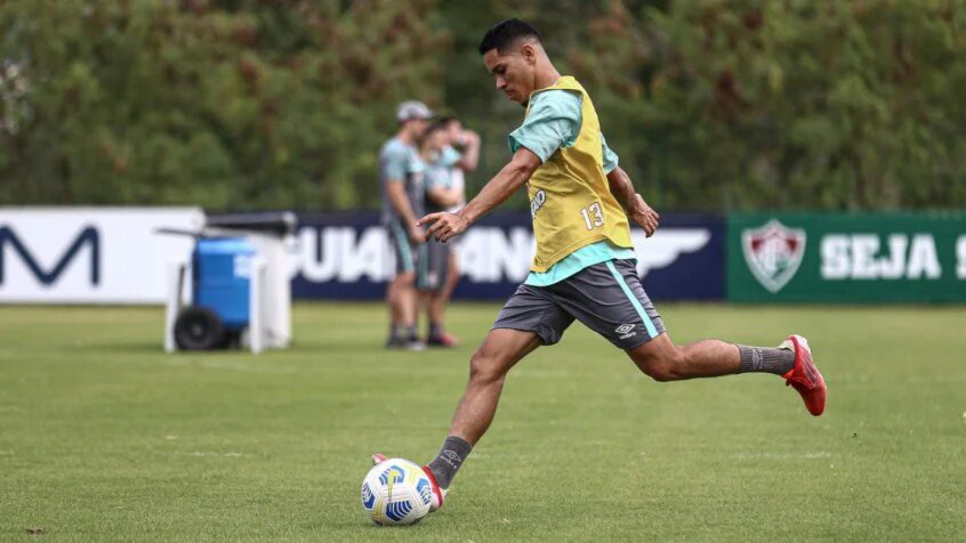 Gustavo Apis retorna ao Fluminense - Foto: Lucas Merçon/Fluminense FC