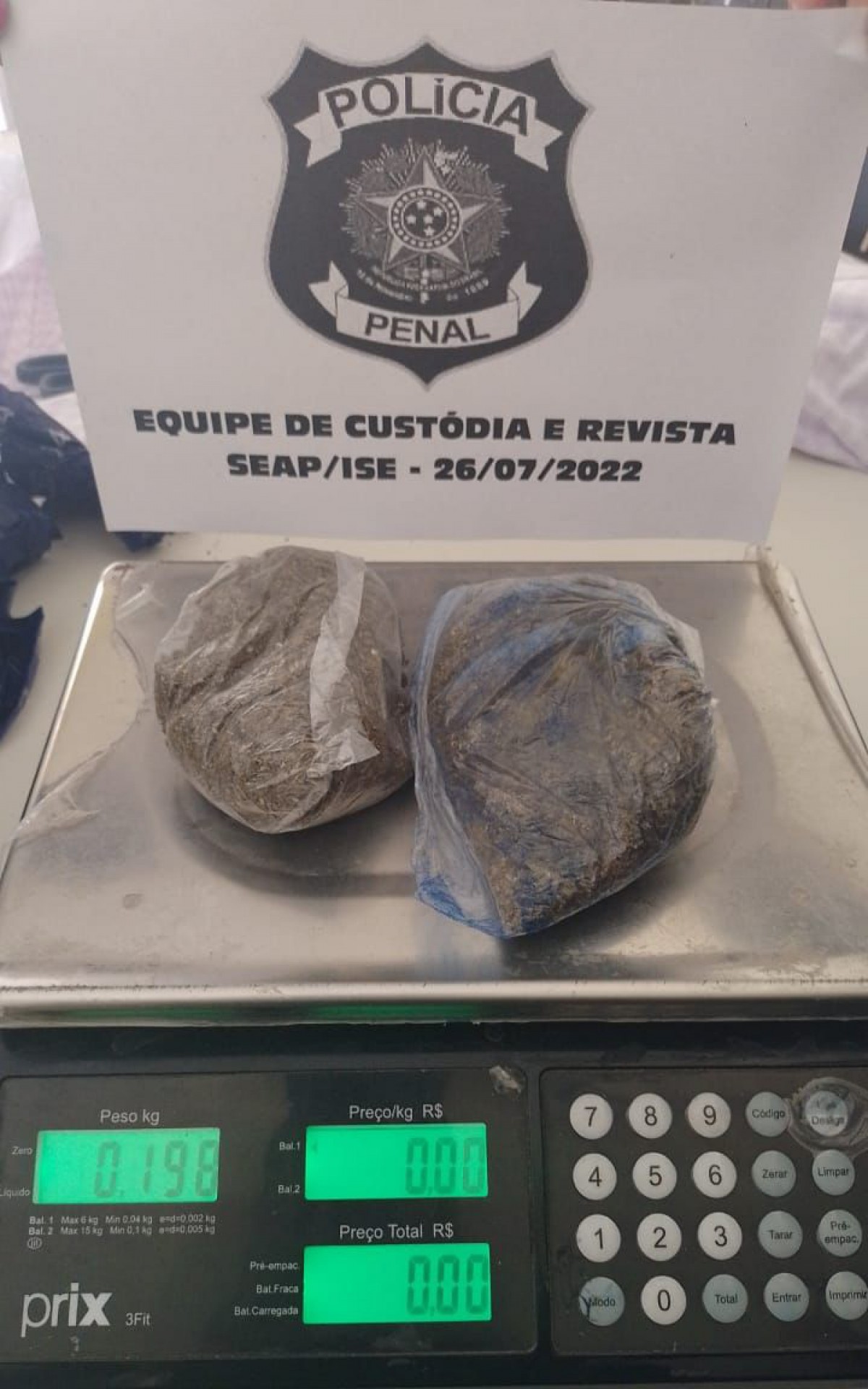 Material apreendido foi recolhido e levado para Delegacia de Polícia sediada no complexo penitenciário