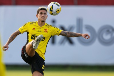 Pedro analisa confronto do Flamengo com Athletico-PR na Copa do Brasil: 'Não vai ser um jogo fácil'