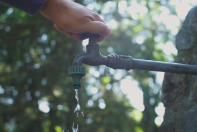 Distribuição de água tratada é comprometida em bairros de Meriti