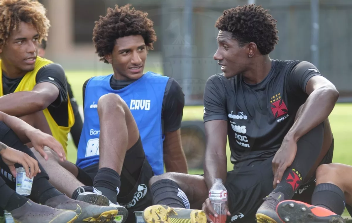 Irmão de Talles Magno se despede do Vasco e agradece: ‘Sou extremamente grato’