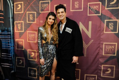 Rumo ao altar! Luan Santana pede Izabella Cunha em casamento