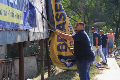 Outdoors em Colubandê e Maria Paula são alvos de fiscalização