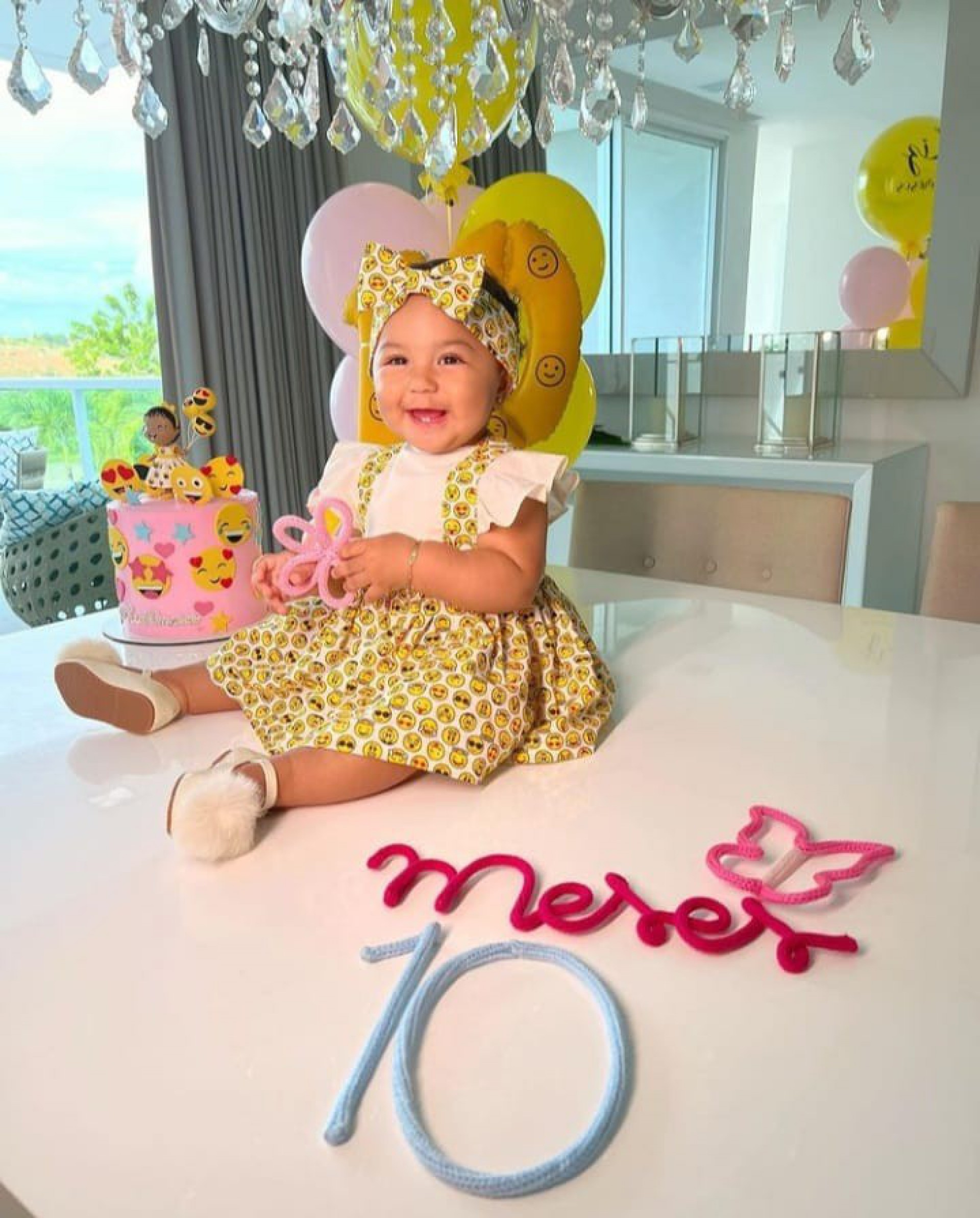 Liz, filha de Lorena Improta e Léo Santana, completou 10 meses - Reprodução/Instagram 