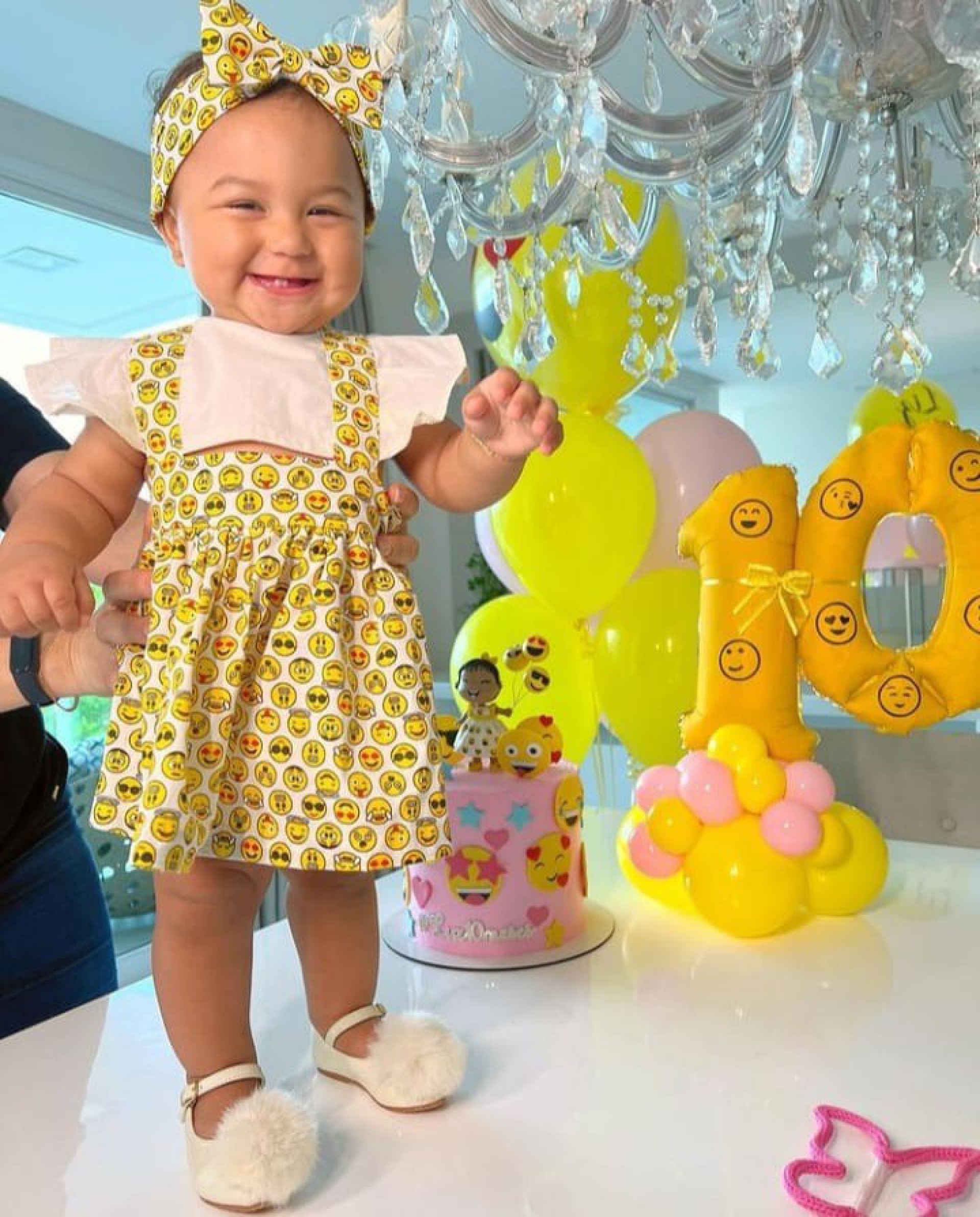 Liz, filha de Lorena Improta e Léo Santana, completou 10 meses - Reprodução/Instagram 