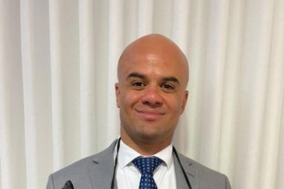 Ex-jogador de Botafogo e Fluminense vira advogado e inclui conquistas no futebol em currículo