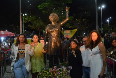Estátua de Marielle Franco é inaugurada no Centro do Rio