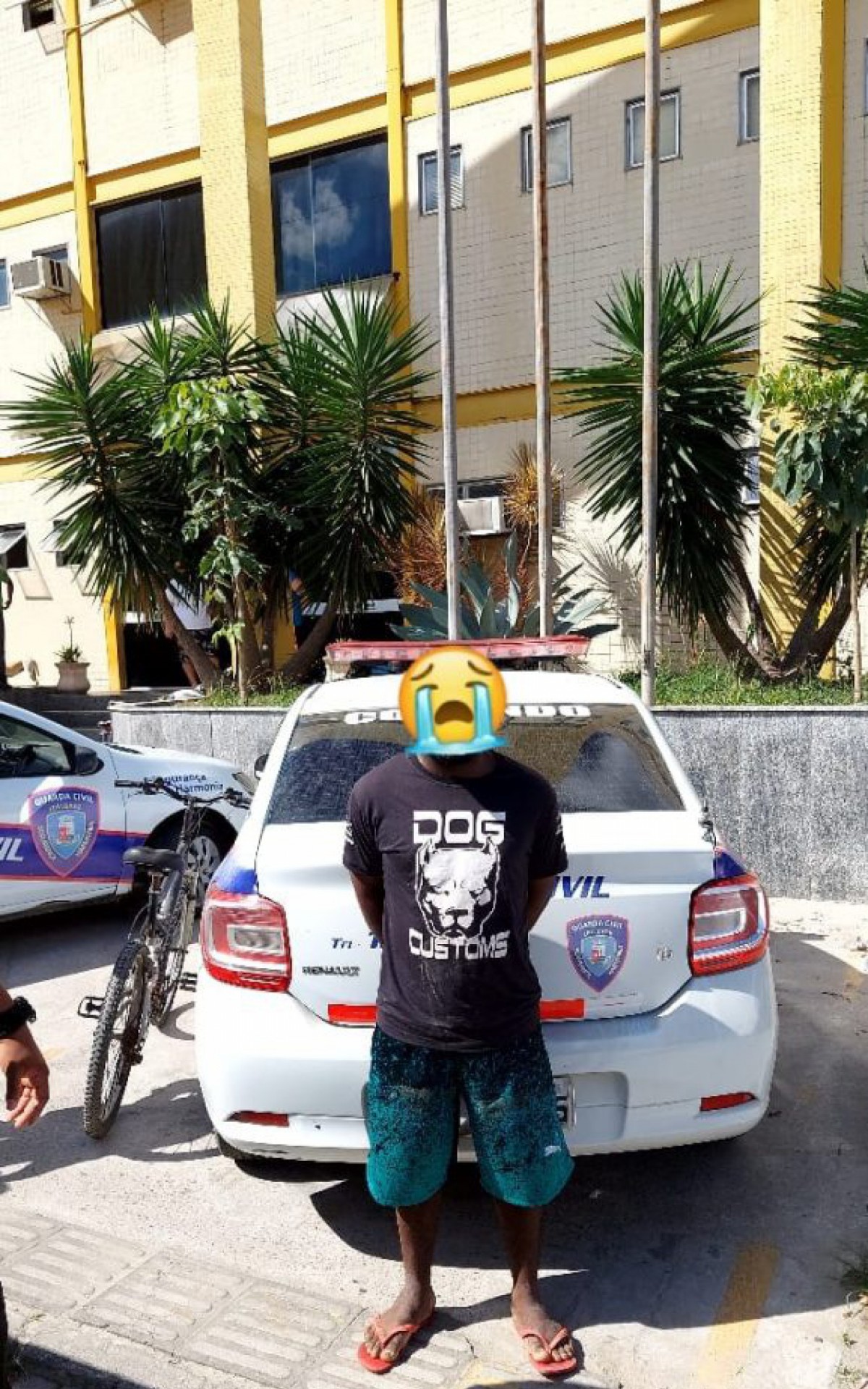 Todos os envolvidos foram conduzidos para a 118&deg; DP para que os fatos fossem submetidos &agrave; aprecia&ccedil;&atilde;o da autoridade policial.