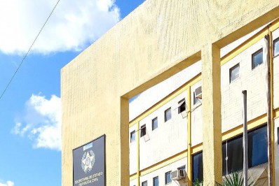 Grupamento Tático prende ladrão de residências e recupera duas bicicletas em Araruama