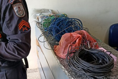 PM prende homem furtando fios elétricos no Algodoal, em Cabo Frio