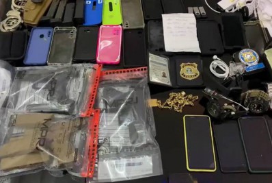 Policial é preso por levar celulares para dentro de presídios no Rio