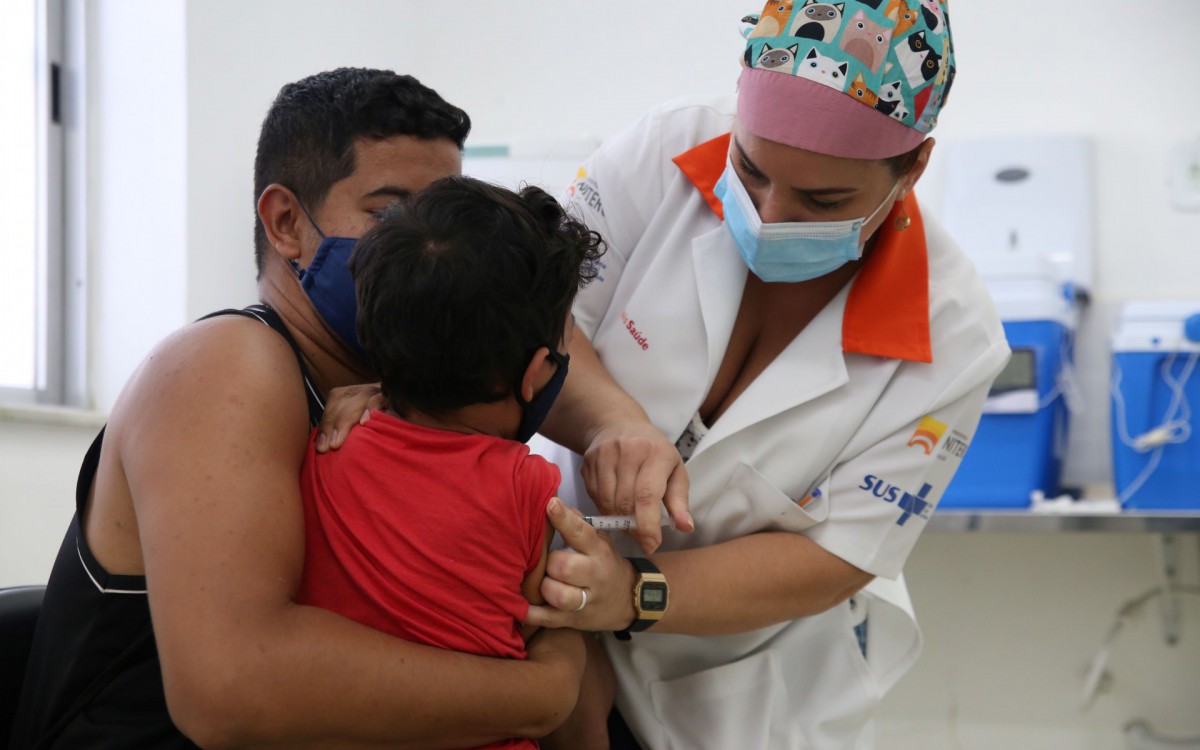 Vacina&ccedil;&atilde;o infantil em Niter&oacute;i 