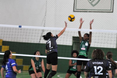 Campeonato de Vôlei Feminino de Petrópolis tem 5 jogos neste domingo