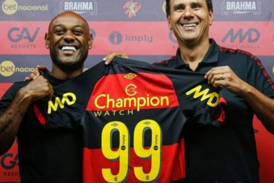 Ex-atacante do Flamengo, Vágner Love é apresentado como novo reforço do Sport