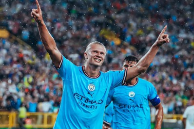 Haaland revela segredo para três hat-trick seguidos: 'Comer lasanha'