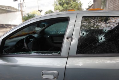 PM reage a tentativa de assalto e deixa um criminoso ferido no Centro do Rio