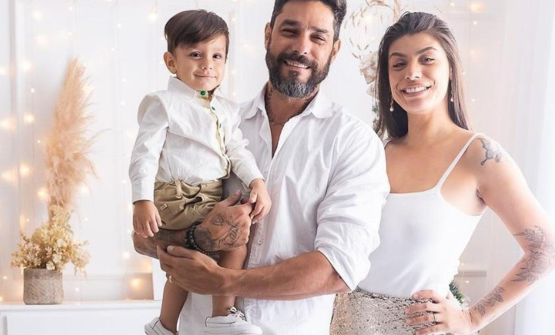 Franciele e Diego Grossi com o filho Enrico  - Reprodução/Instagram