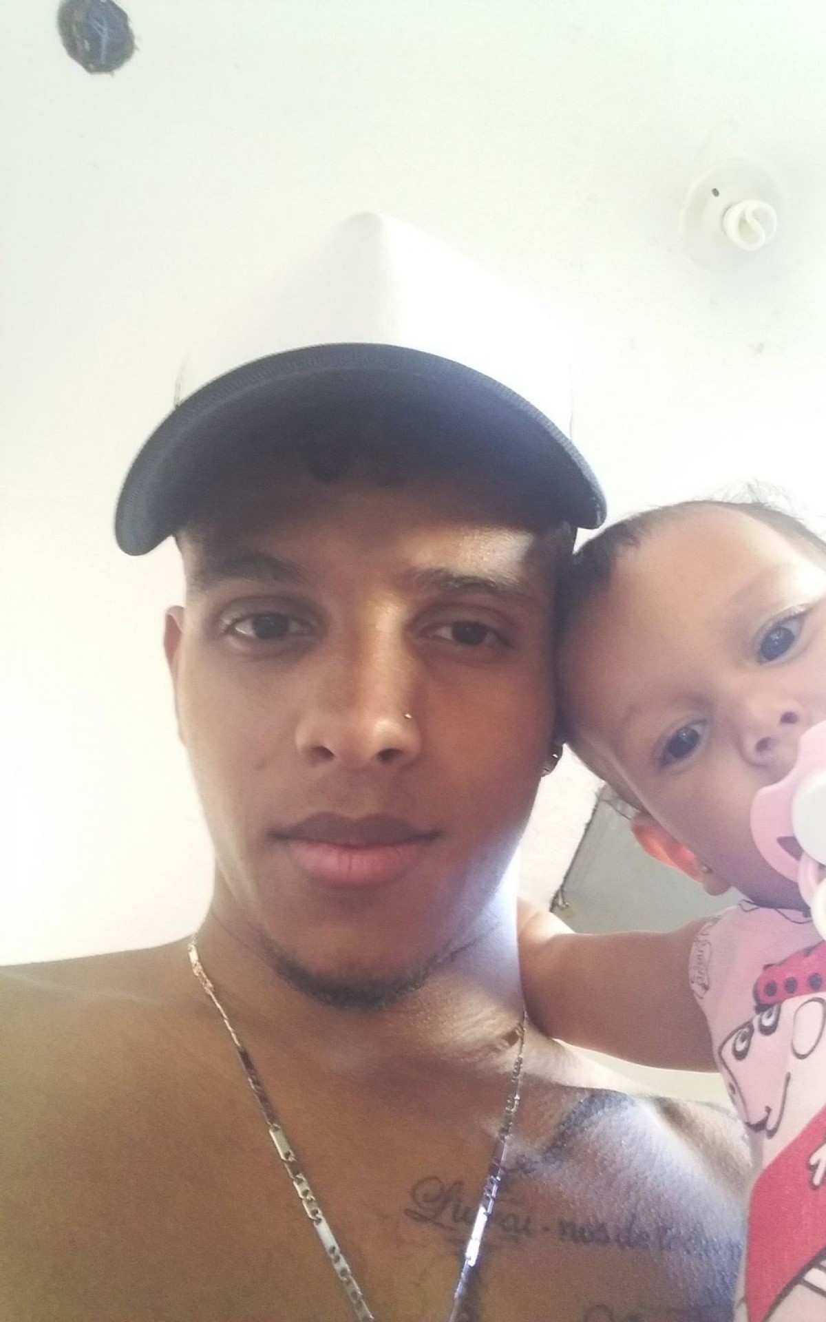 Wendel tem dois filhos e trabalha como motorista de aplicativo