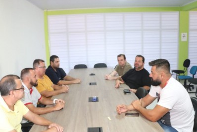 Empresas provedoras de internet mobilizadas para minimizar impacto de poluição visual no município