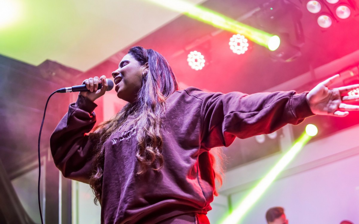 A cantora Sarah Beatriz foi uma das atra&ccedil;&otilde;es da edi&ccedil;&atilde;o de 2022 do Festival de Inverno em Guapimirim