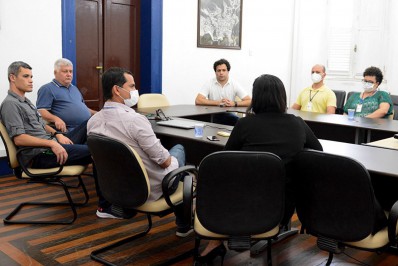 Prefeitura e Enel em parceria pelas vítimas das chuvas