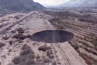 Cratera surge no deserto do Atacama e preocupa moradores de cidade chilena