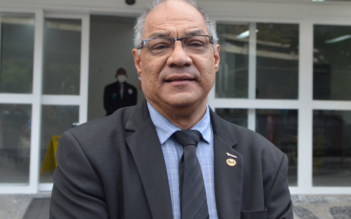 Caso do influencer digital Bruno Krupp que atropelou e matou adolescente na Barra
Na foto, o advogado de Bruno, Willian Pena 