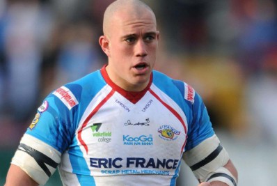 Ex-jogador morreu após sofrer infarto enquanto agredia namorada