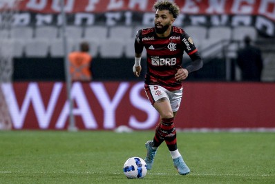 Destaque em vitória do Flamengo, Gabigol enfrentou o Corinthians 'no sacrifício'