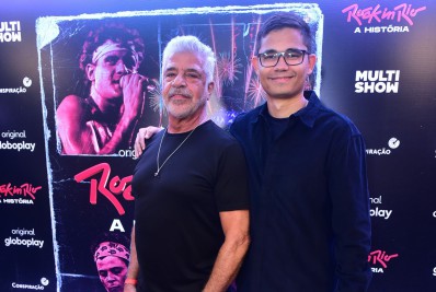 Lulu Santos vai com o marido à estreia de série sobre o Rock in Rio