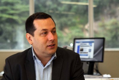 Washington Fajardo se despede da pasta e também da barba