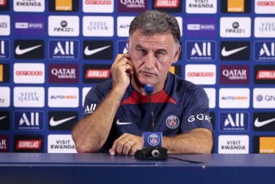 Técnico do PSG confirma suspensão de Messi e critica pressão de torcedores sobre Neymar