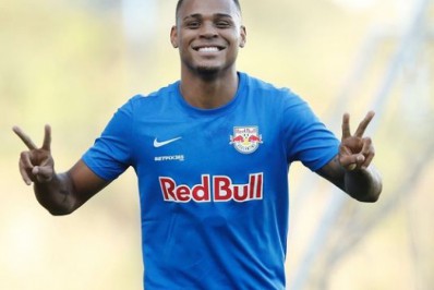 Flamengo pode receber mais de R$ 7 milhões em possível venda de zagueiro para clube italiano