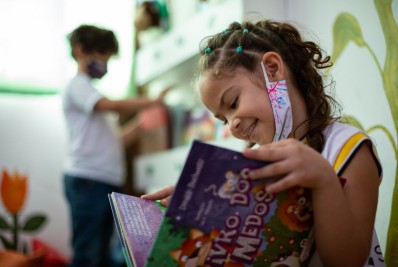 Escola em Volta Redonda homenageia ex-secretária Tetê Gonçalves