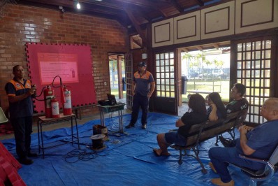Defesa Civil de Mesquita prepara profissionais de dois equipamentos públicos com palestra prática