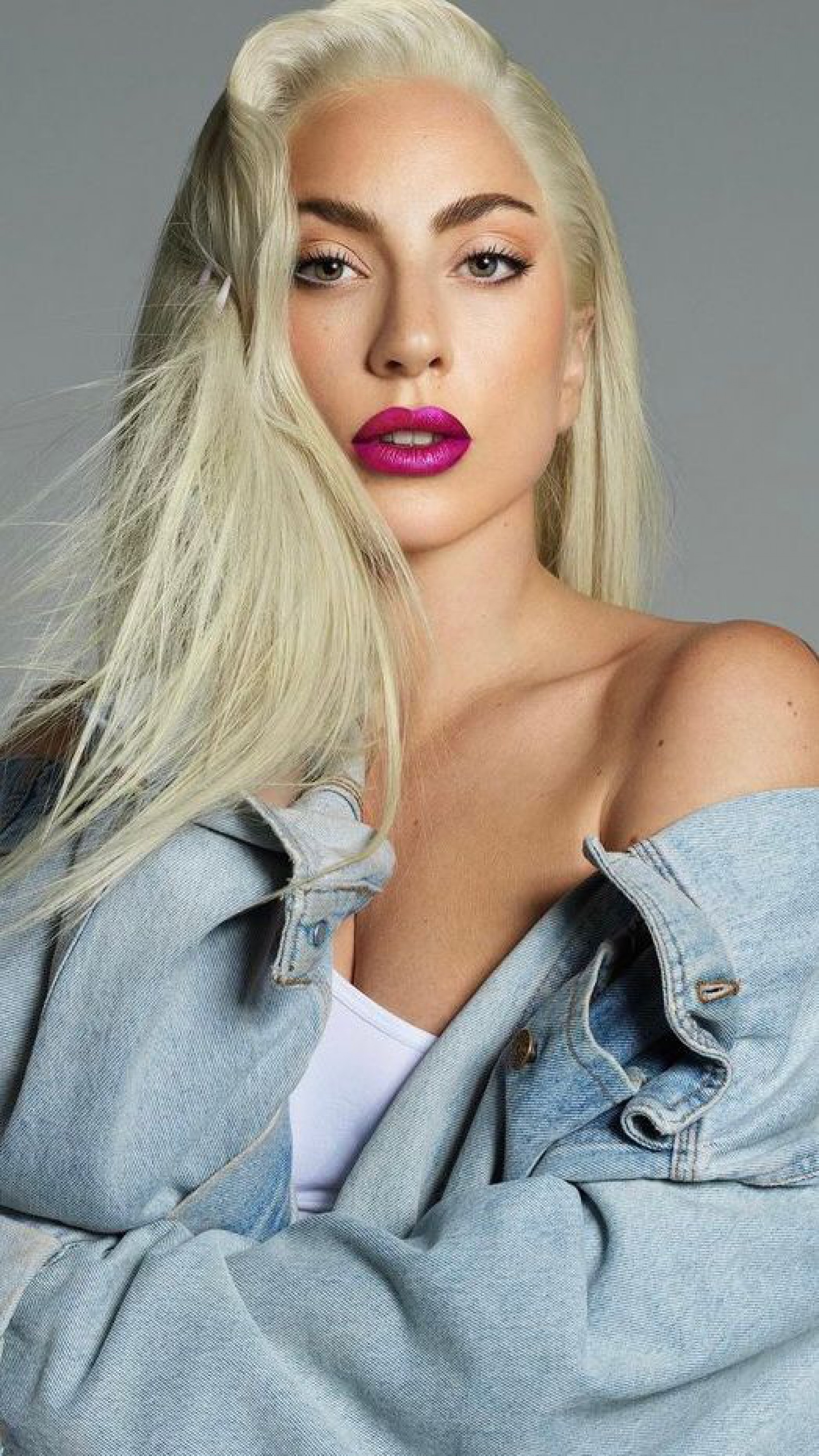 Mesmo não sendo nada confirmado, alguns fãs especulam que Gaga dará vida à Arlequina, personagem que se apaixona por Coringa - Reprodução